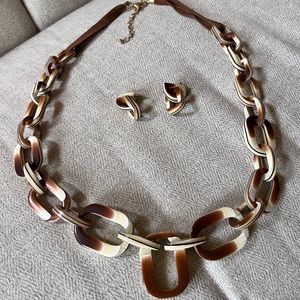 Chico’s Necklace with matching earrings. EUC Only worn 1x Beautiful